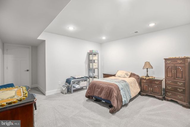 6710 GINSENG LN, King George, VA 22485