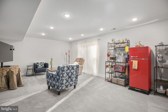 6710 GINSENG LN, King George, VA 22485