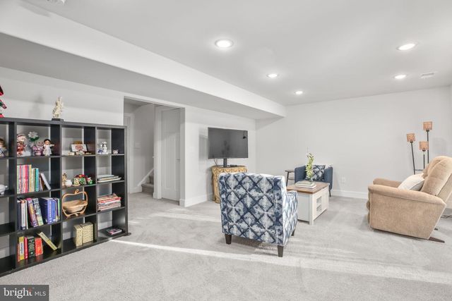 6710 GINSENG LN, King George, VA 22485