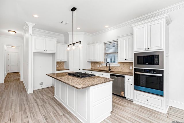 40285 Buchanan Ct, Prairieville, LA 70769