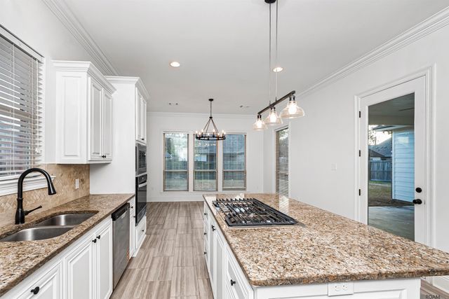 40285 Buchanan Ct, Prairieville, LA 70769