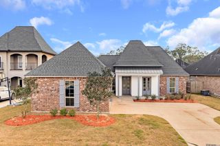 40285 Buchanan Ct, Prairieville, LA 70769