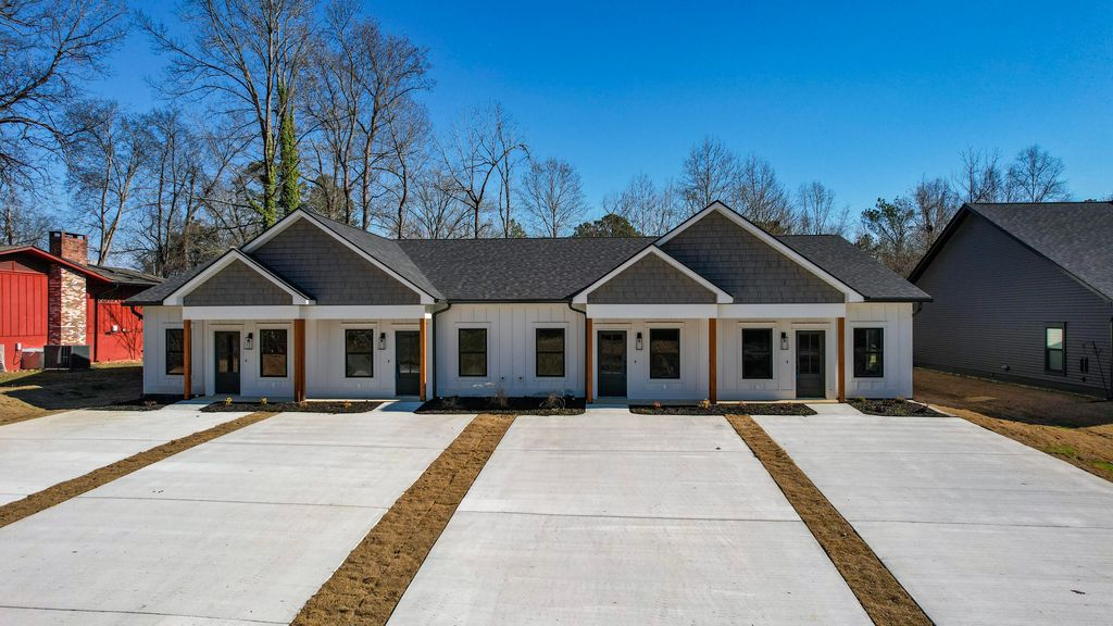 3486 Pinecrest Avenue NW, Cleveland, TN 37312