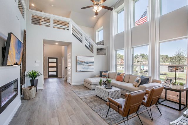 9422 Luke Path, San Antonio, TX 78254