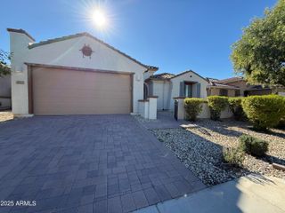 8757 W RANCHO Drive, Glendale, AZ 85305