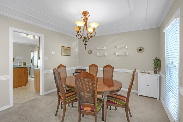 8645 MEADOW GREEN DR, Memphis, TN 38016