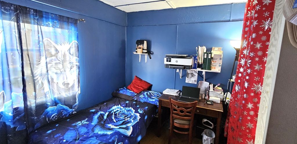 Image 12 of property listing at 57 CURRICLE Road, Wheeling, IL 60090