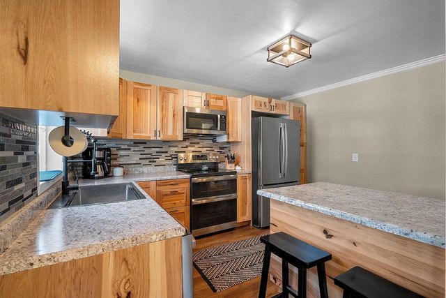 1420 12TH AVENUE, Green Bay, WI 54304