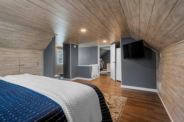 1420 12TH AVENUE, Green Bay, WI 54304