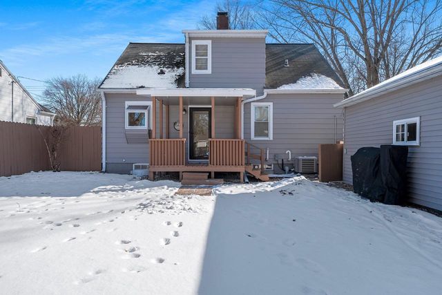 1420 12TH AVENUE, Green Bay, WI 54304