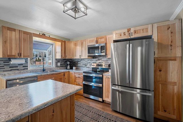 1420 12TH AVENUE, Green Bay, WI 54304