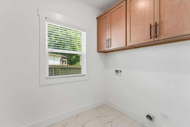 217 S Porter St, Winchester, TN 37398