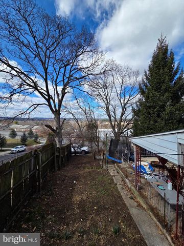 1102 N FRONT ST, Reading, PA 19601