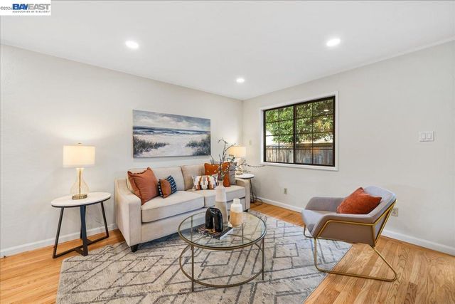 17153 Via Media, San Lorenzo, CA 94580