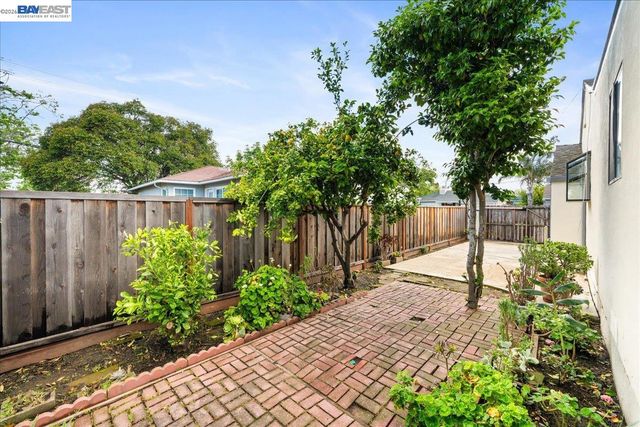 17153 Via Media, San Lorenzo, CA 94580