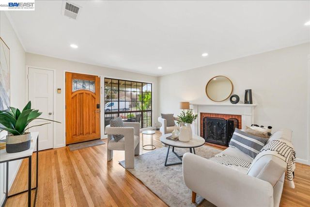 17153 Via Media, San Lorenzo, CA 94580