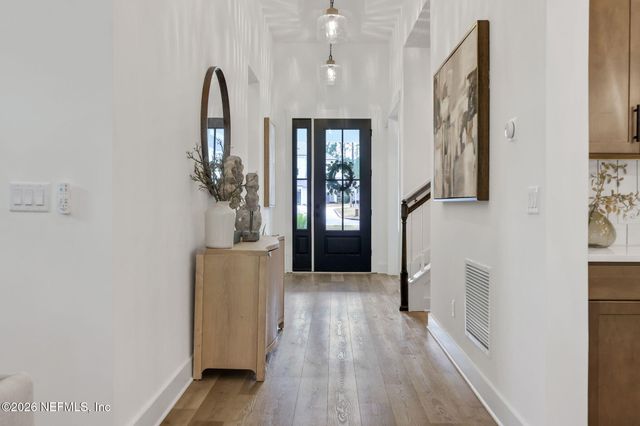 446 PALM CREST Drive, Ponte Vedra, FL 32081