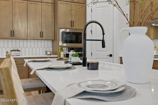 446 PALM CREST Drive, Ponte Vedra, FL 32081