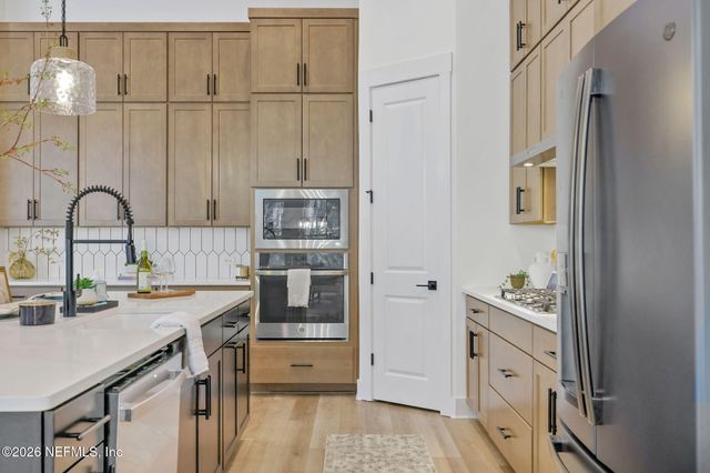 446 PALM CREST Drive, Ponte Vedra, FL 32081