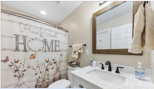 8333 Catawba Cove Drive, Belmont, NC 28012