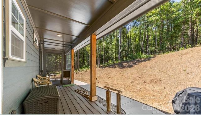 8333 Catawba Cove Drive, Belmont, NC 28012