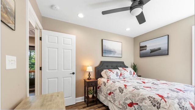 8333 Catawba Cove Drive, Belmont, NC 28012