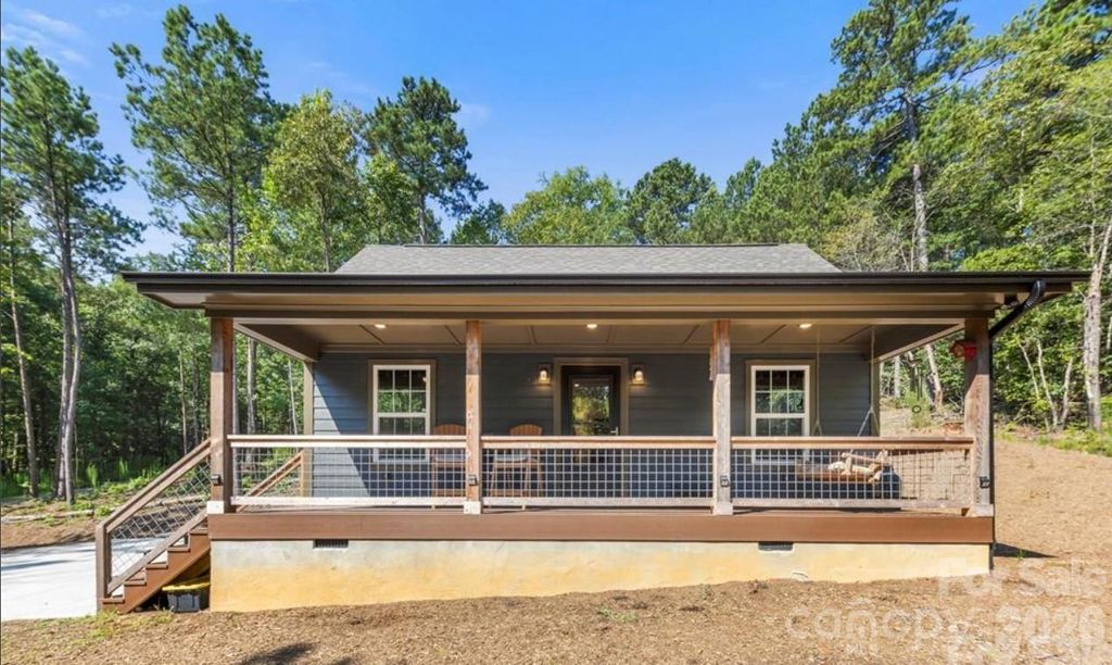 8333 Catawba Cove Drive, Belmont, NC 28012