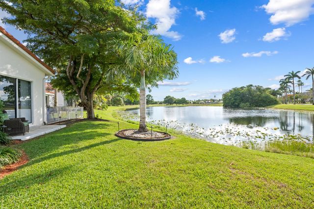980 Bel Aire Drive West, Pembroke Pines, FL 33027