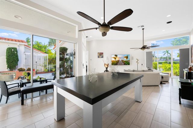 980 Bel Aire Drive West, Pembroke Pines, FL 33027