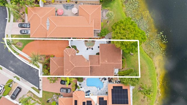 980 Bel Aire Drive West, Pembroke Pines, FL 33027