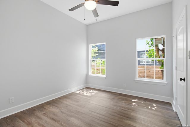 117 FAIRVIEW AVE, San Antonio, TX 78223