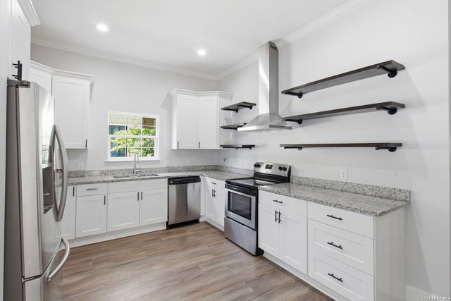 117 FAIRVIEW AVE, San Antonio, TX 78223