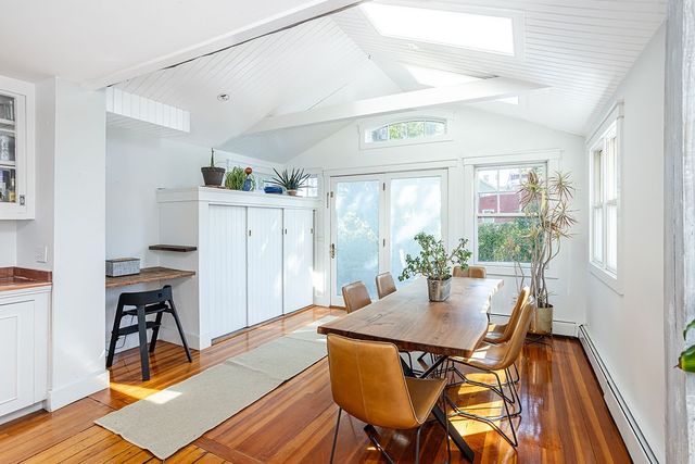 3 Vicksburg Street, Newport, RI 02840