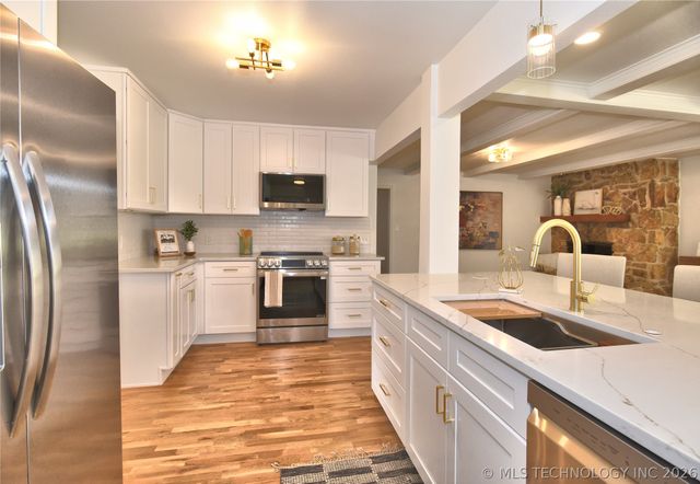 5923 E 48th Street, Tulsa, OK 74135