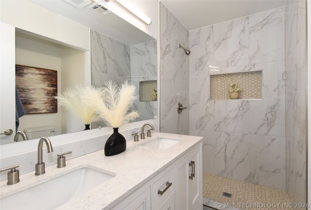 5923 E 48th Street, Tulsa, OK 74135