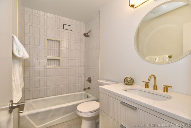 5923 E 48th Street, Tulsa, OK 74135