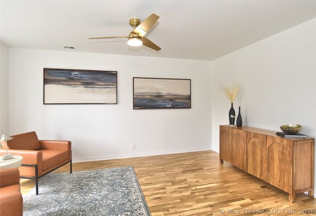 5923 E 48th Street, Tulsa, OK 74135