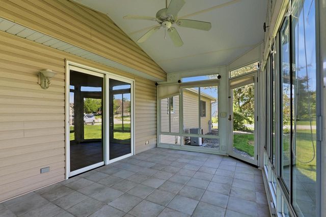 4702 Hunters Glen DRIVE, Sheboygan, WI 53083