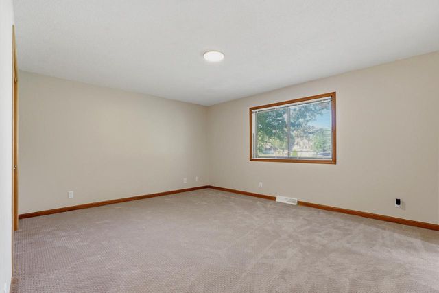 4702 Hunters Glen DRIVE, Sheboygan, WI 53083