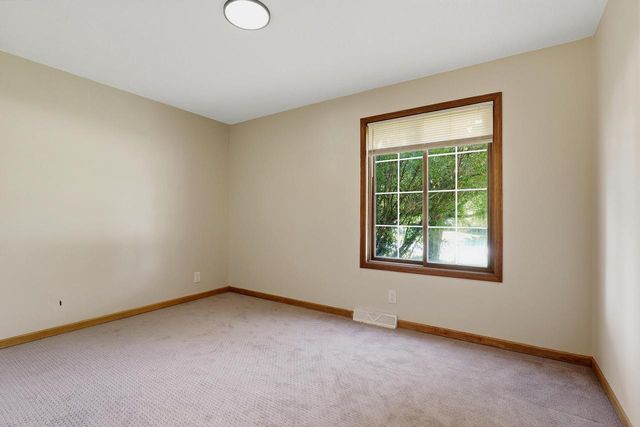 4702 Hunters Glen DRIVE, Sheboygan, WI 53083