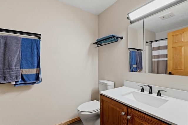4702 Hunters Glen DRIVE, Sheboygan, WI 53083