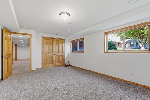 4702 Hunters Glen DRIVE, Sheboygan, WI 53083