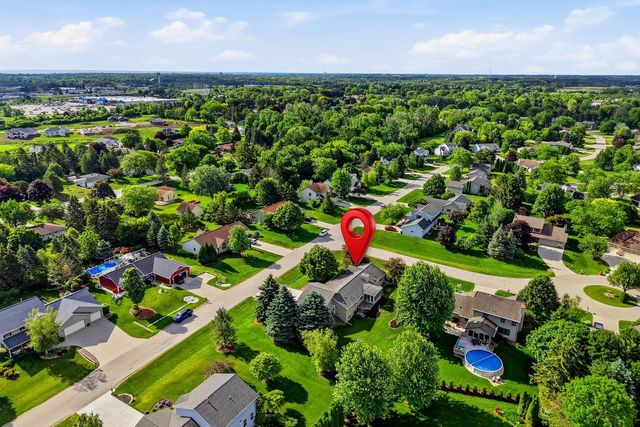 4702 Hunters Glen DRIVE, Sheboygan, WI 53083
