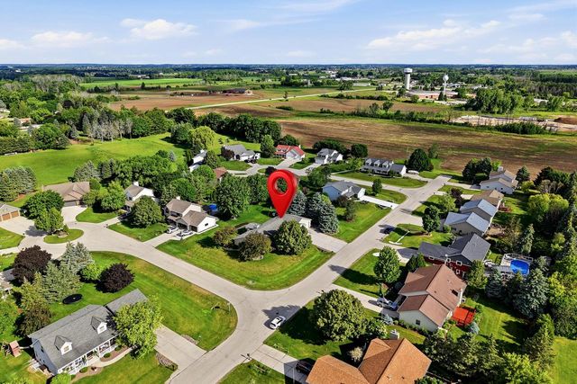4702 Hunters Glen DRIVE, Sheboygan, WI 53083