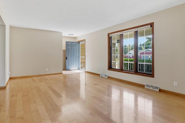 4702 Hunters Glen DRIVE, Sheboygan, WI 53083