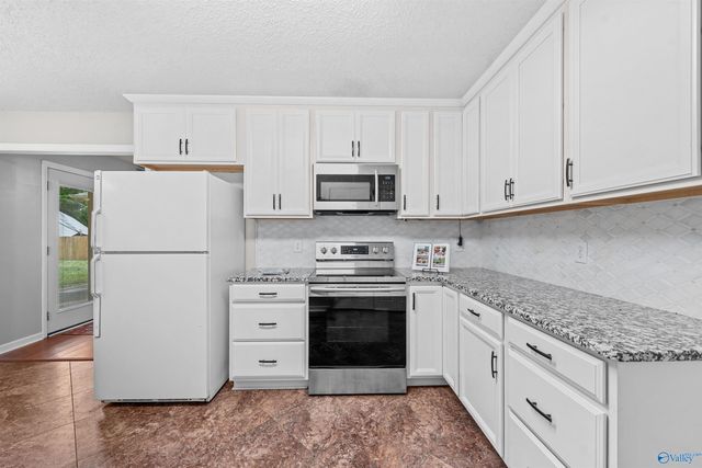 131 Poplar Green Lane, Harvest, AL 35749