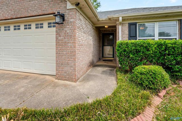 131 Poplar Green Lane, Harvest, AL 35749