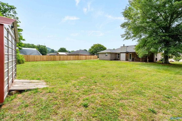 131 Poplar Green Lane, Harvest, AL 35749