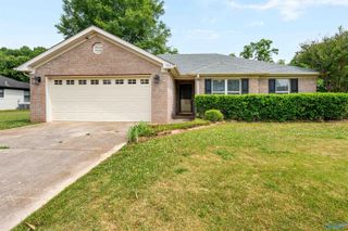 131 Poplar Green Lane, Harvest, AL 35749