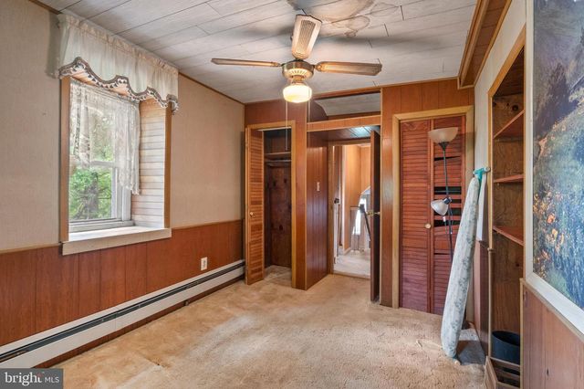 564 BLANDON RD, Fleetwood, PA 19522